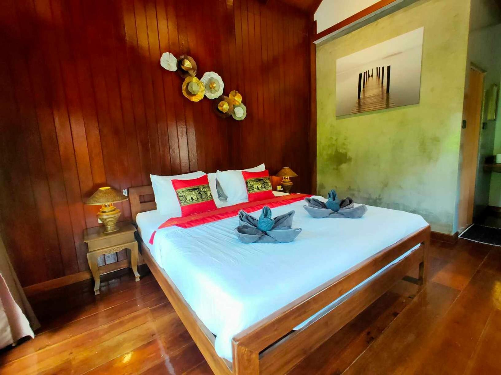 Little Rock Kohjum Hotel Koh Jum Exterior photo